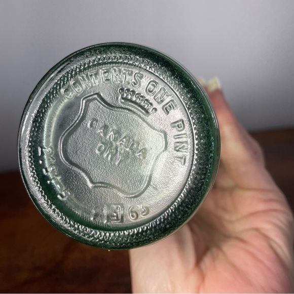 Vintage Canada Dry Cola green glass Bottle - Picture 7 of 7